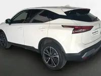 Usado Nissan Qashqai Tekna 140 CV (102 kW) 2022 Lunar white (perlada) SUV