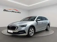 Usado Skoda Octavia Ambition 150 CV (110 kW) 2022 Gris Familiar