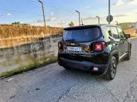 Käytetty Jeep Renegade Sport 120 HP (88 kW) 2020 Musta Katumaasturi
