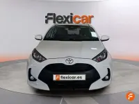 Usado Toyota Yaris Active 116 CV (85 kW) 2025 Blanco Utilitario