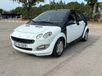 Usado Smart ForFour Pure 75 CV (55 kW) 2005 Blanco Utilitario