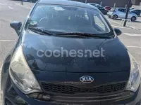 Usado Kia Rio 84 CV (61 kW) 2016 Negro Utilitario
