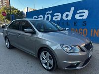 Usado Seat Toledo Style 105 CV (77 kW) 2014 Gris / plata Berlina