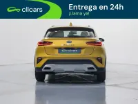 Usado Kia XCeed 120 CV (88 kW) 2021 Amarillo SUV