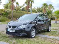 Usado Seat Ibiza Reference 70 CV (51 kW) 2014 Negro Berlina