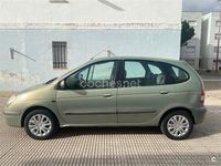 Usado Renault Scénic Expression 120 CV (88 kW) 2003 Verde Monovolumen