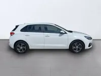 Usado Hyundai i30 GO! 116 CV (85 kW) 2021 Blanco Berlina