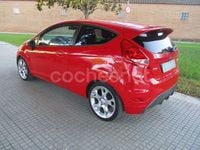 Usado Ford Fiesta Sport 90 CV (66 kW) 2009 Rojo Utilitario
