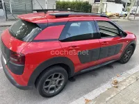 Usado Citroën C4 Feel 82 CV (60 kW) 2015 Rojo Berlina