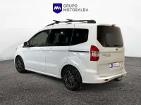 Usado Ford Tourneo Courier Titanium 102 CV (75 kW) 2020 Blanco Monovolumen