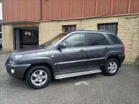 Usado Kia Sportage Active 140 CV (102 kW) 2008 Gris / plata SUV