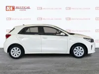 Usado Kia Rio 84 CV (61 kW) 2020 Blanco Berlina