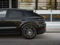 Usado Porsche Cayenne 470 CV (345 kW) 2026 Negro SUV