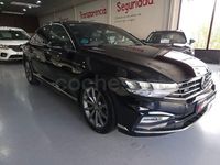 Usado VW Passat R-line 150 CV (110 kW) 2020 Negro Berlina