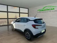 Usado Renault Captur Intens 101 CV (74 kW) 2022 Blanco SUV