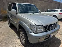 Usado Toyota Land Cruiser 125 CV (91 kW) 1999 Gris / plata SUV
