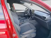 Käytetty Seat Leon FR 150 HP (110 kW) 2026 Punainen