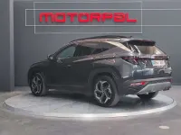 Usado Hyundai Tucson 265 CV (194 kW) 2023 Gris SUV