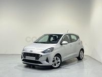 Usado Hyundai i10 67 CV (49 kW) 2022 Gris / plata Utilitario