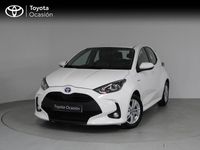 Usado Toyota Yaris Hybrid Active 116 CV (85 kW) 2021 Blanco Berlina