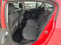 Usado Opel Corsa Selective 90 CV (66 kW) 2018 Rojo Utilitario