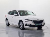Usado Skoda Scala Ambition 110 CV (80 kW) 2022 Blanco Utilitario