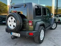 Usado Jeep Wrangler Unlimited Sahara 177 CV (130 kW) 2007 Verde SUV