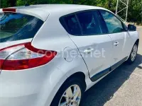 Usado Renault Mégane Authentique 90 CV (66 kW) 2012 Blanco Berlina