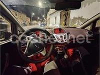 Usado Ford Fiesta Titanium 90 CV (66 kW) 2009 Rojo Berlina