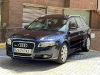 Usado Audi A4 S-Line 140 CV (102 kW) 2006 Azul Familiar