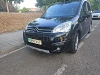 Usado Citroën Berlingo PureTech 110 CV (80 kW) 2018 Negro Monovolumen