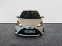 Usado Toyota Yaris Active 100 CV (73 kW) 2020