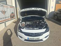 Usado Opel Astra Business Elegance 145 CV (106 kW) 2021 Blanco Familiar