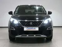 Usado Peugeot 5008 Allure 120 CV (88 kW) 2017 Negro Monovolumen
