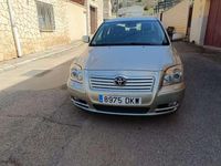 Usado Toyota Avensis Sol 116 CV (85 kW) 2006 Plateado Berlina