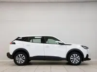 Usado Peugeot 2008 Active 110 CV (80 kW) 2021 Blanco SUV