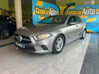 Usado Mercedes A180 116 CV (85 kW) 2019 Gris / plata Berlina