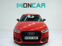 Usado Audi A1 Ambiente 95 CV (69 kW) 2017 Rojo Utilitario