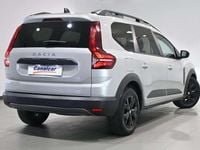 Usado Dacia Jogger Extreme 101 CV (74 kW) 2022 Gris Monovolumen