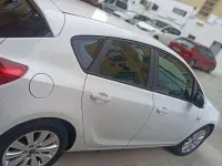 Begagnad Opel Astra Selective 110 HK (80 kW) 2012 Vit Halvkombi
