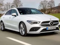 Usado Mercedes CLA180 136 CV (100 kW) 2020 Blanco Coupe