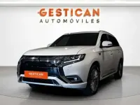 Usado Mitsubishi Outlander P-HEV 224 CV (164 kW) 2021 Blanco SUV