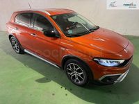 Usado Fiat Tipo Cross 101 CV (74 kW) 2021 Naranja Berlina