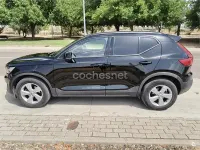 Usado Volvo XC40 Momentum 156 CV (114 kW) 2021 Negro SUV