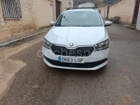 Usado Skoda Fabia Ambition 95 CV (69 kW) 2020 Blanco Utilitario