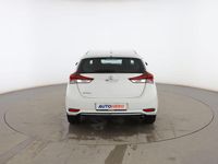 Usado Toyota Auris Active 115 CV (84 kW) 2017 Blanco Berlina