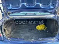 Usado Renault Mégane Authentique 65 CV (47 kW) 2001 Azul Berlina