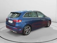 Usado Mercedes B180 AMG line 116 CV (85 kW) 2021 Azul Monovolumen