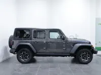 Usado Jeep Wrangler Rubicon 381 CV (280 kW) 2023 Gris / plata SUV