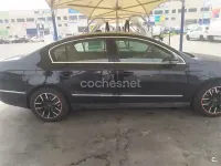 Usado VW Passat Highline 140 CV (102 kW) 2008 Azul Berlina